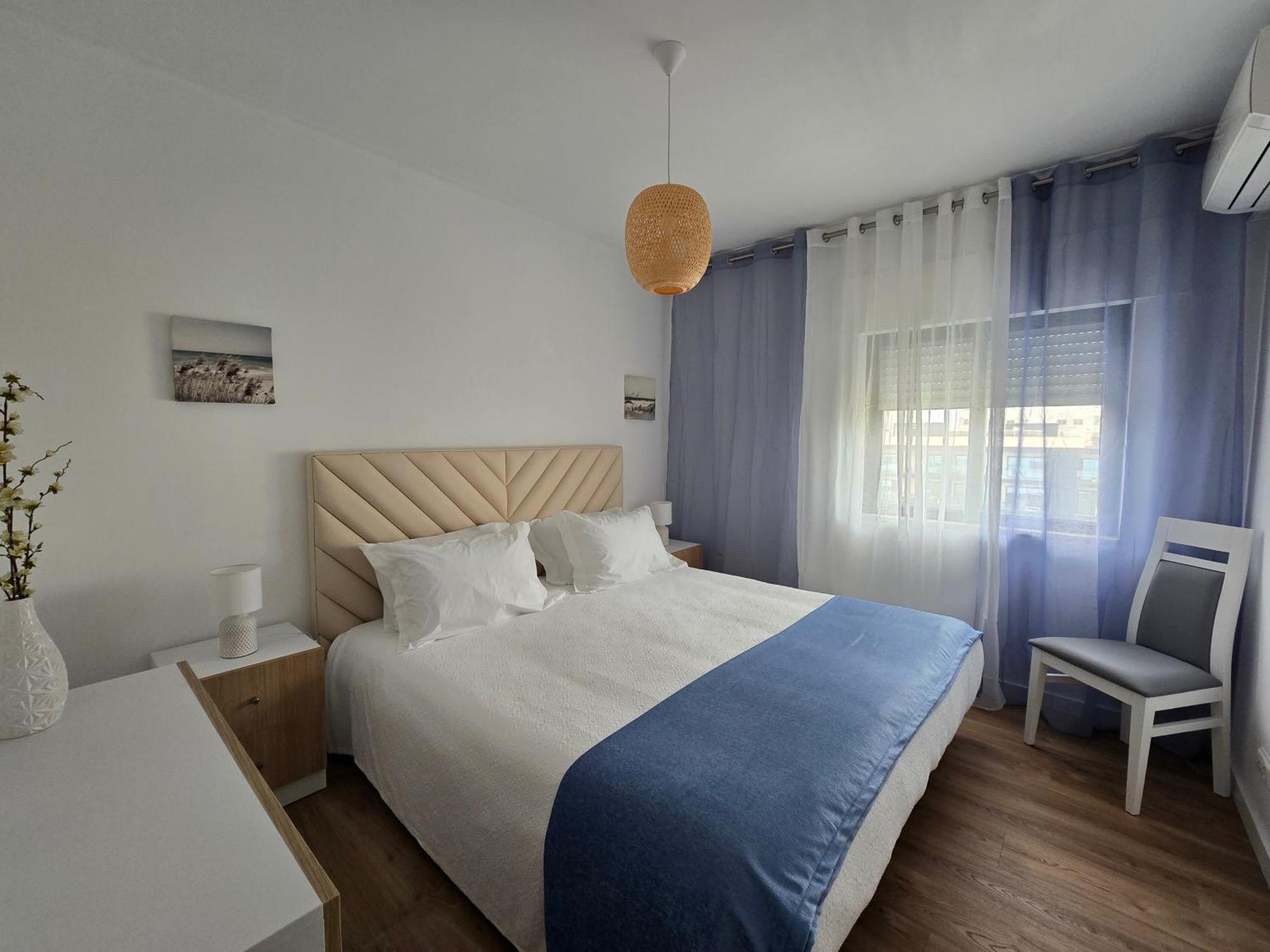 Apartment Avenida Mar 2 - Edf Satelite Com Ac, Garagem, Wifi, 150 Mts Quarteira